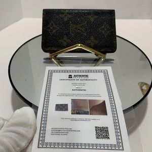 EUC Louis Vuitton Card Holder Unisex